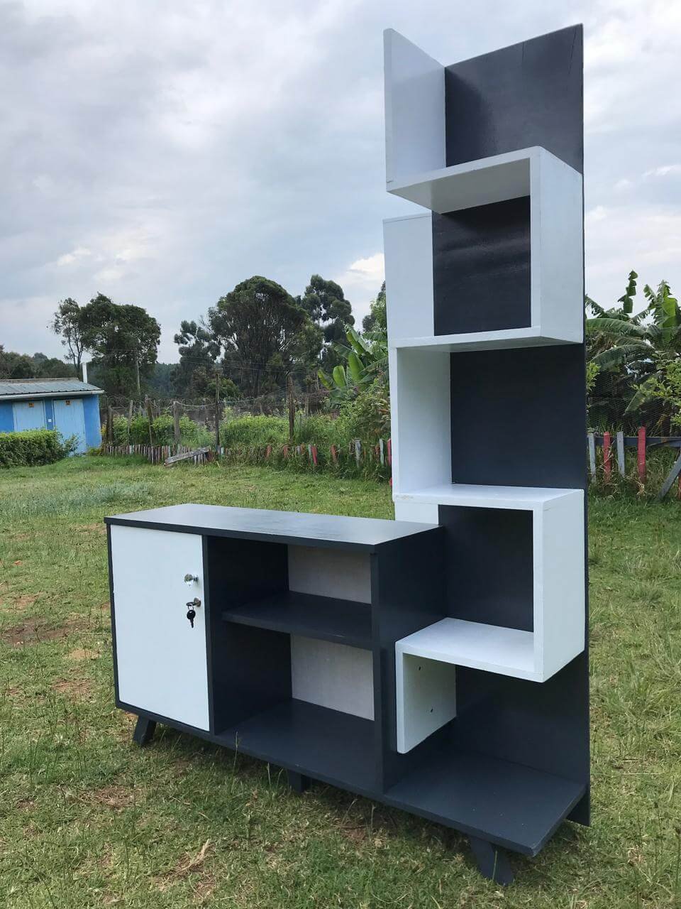 Display Centrepiece