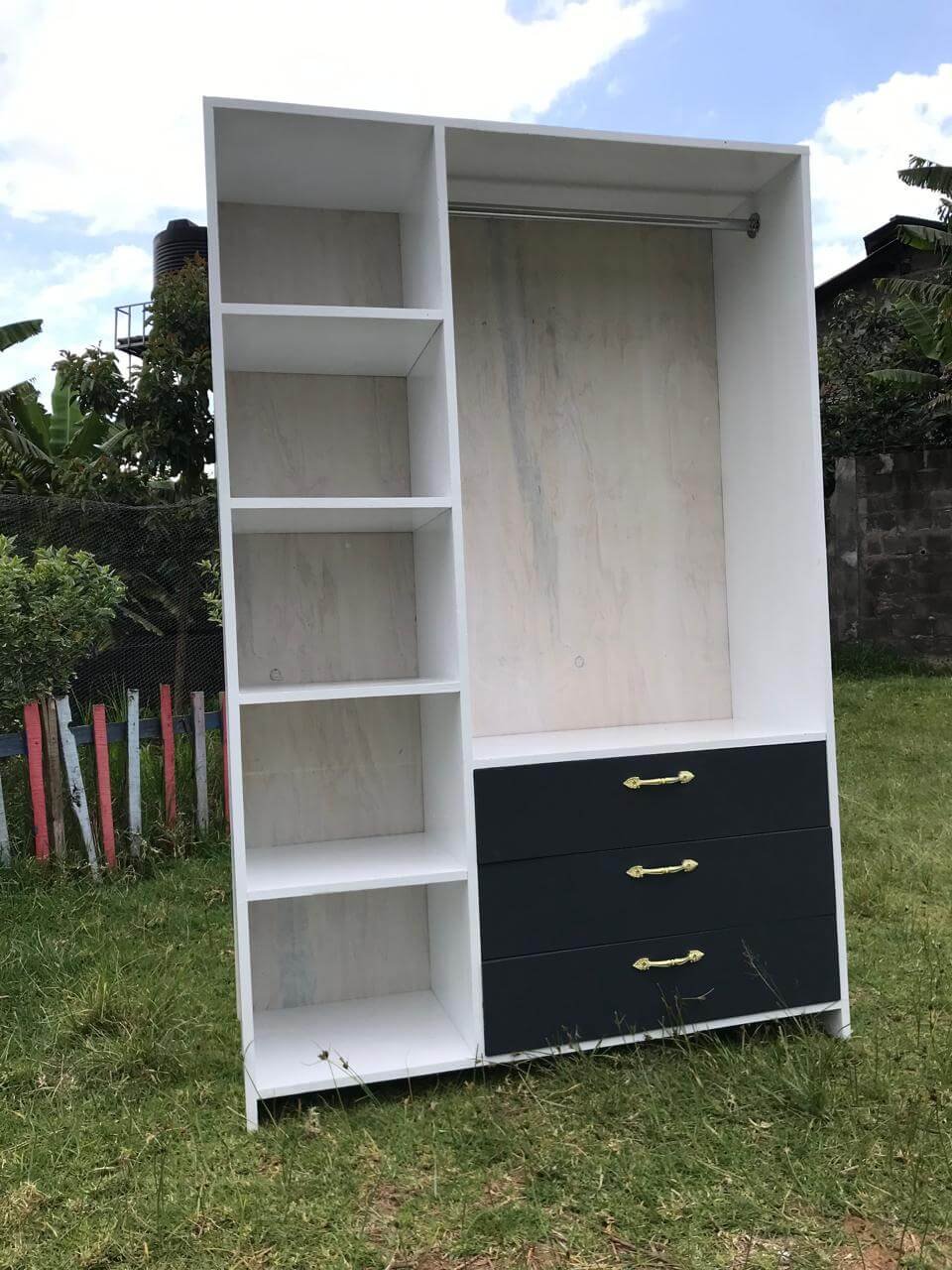 Modern Wardrobe With 0pen Shelves